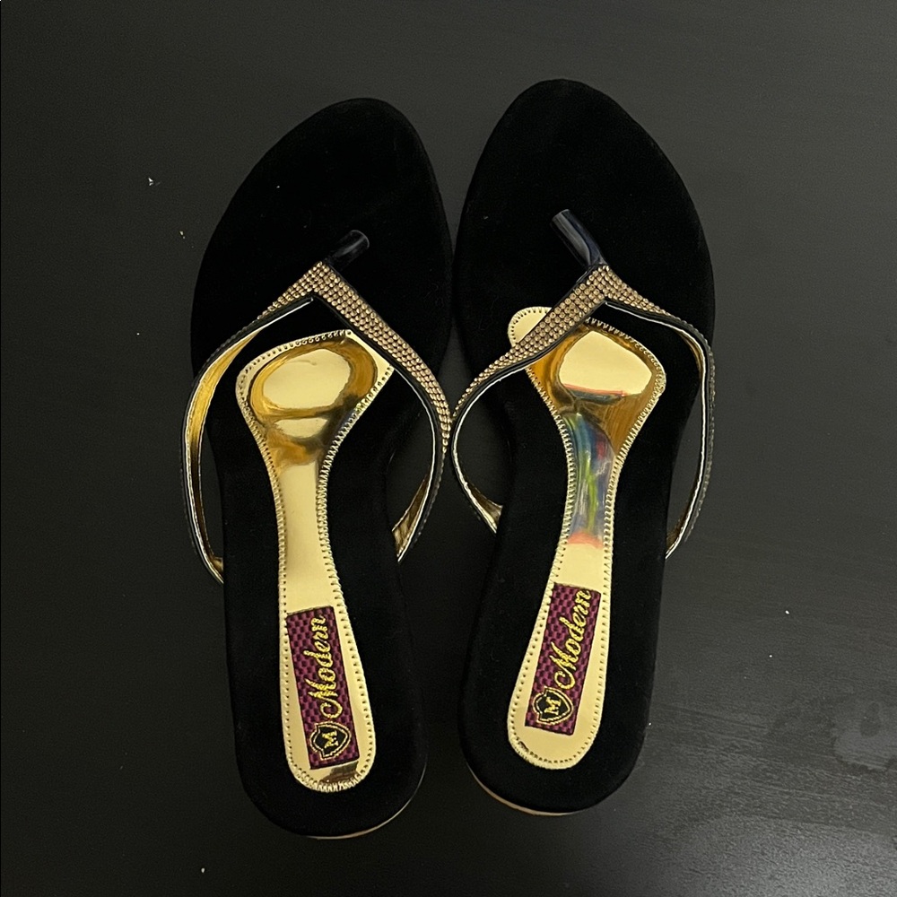 Modern Black and Gold Women's Sandals